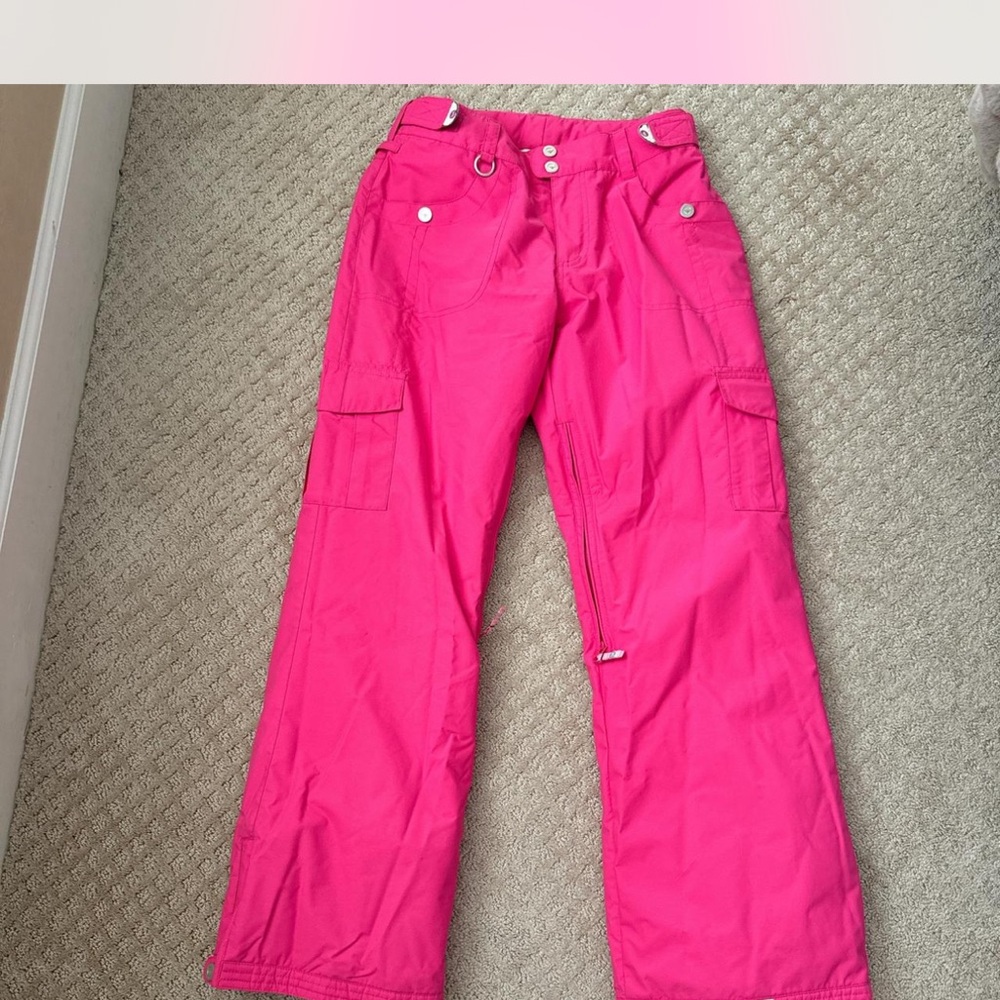 Pink women’s Roxy ski Pants